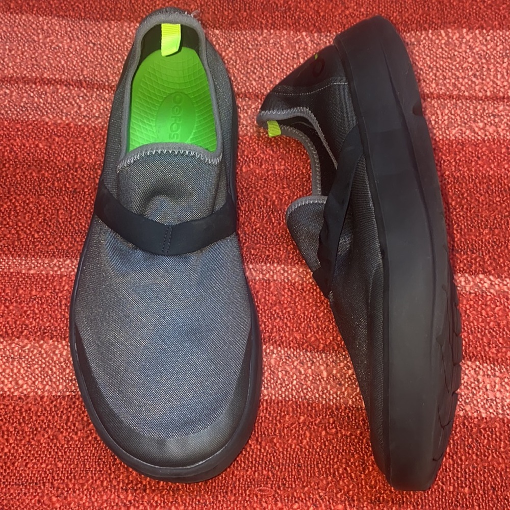 OOFOS OOMG COMFORT SLIP ON SZ 11 WOMEN